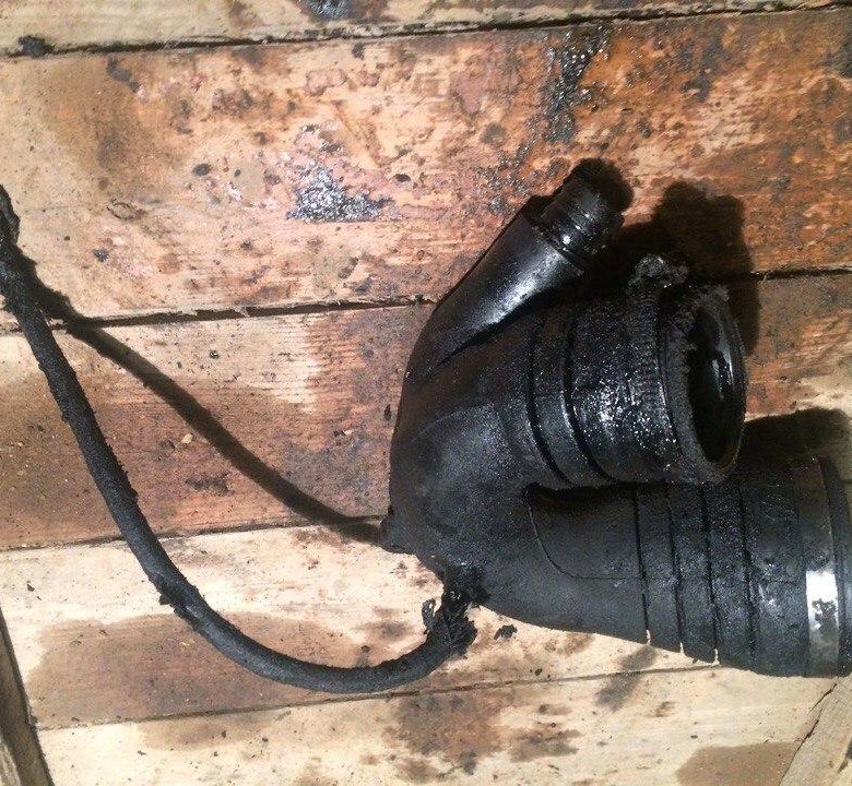 впускной патрубок турбины vw passat 1. 9 tdi. патрубок турбины 1. патрубок турбины 1. патрубок турбины камаз евро 1.