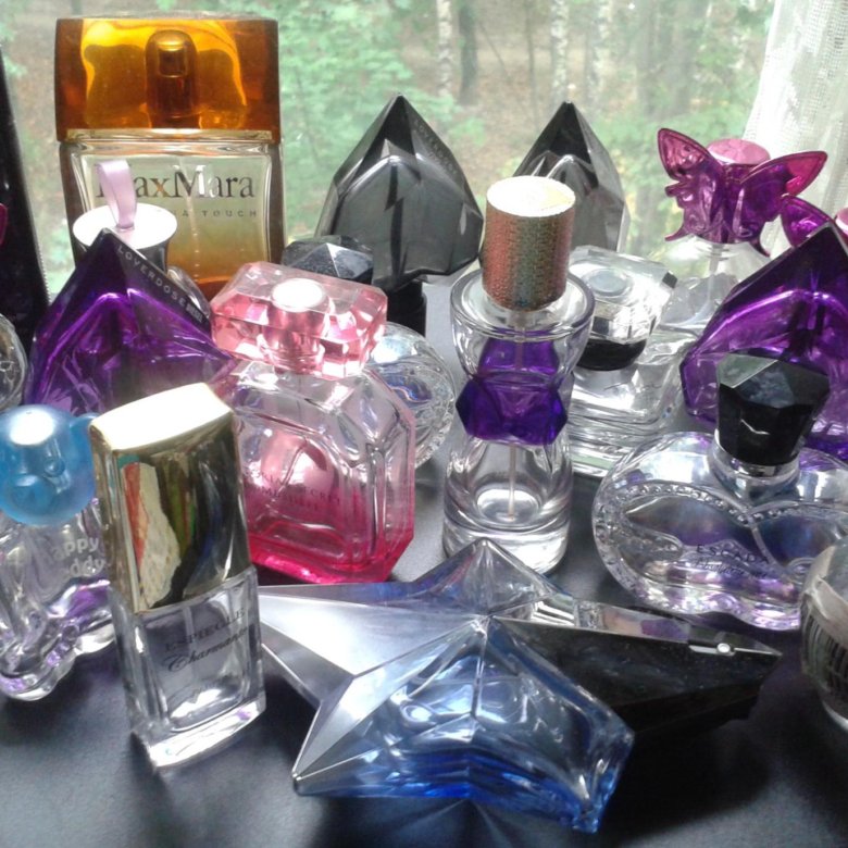 парфюмы 90. туалетная вода 90-х. духи 80ых трианон. духи 90х женские.