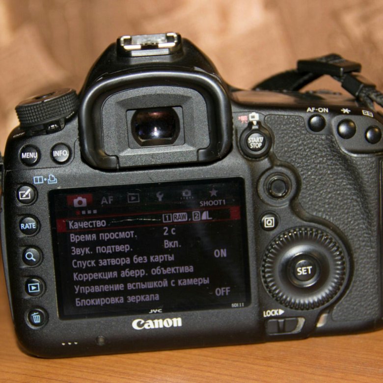 Куплю canon бу. Canon EOS 5d Mark III. Место для аккумулятора в фотоаппарате Canon 5d Mark 2. 5d Mark III body купить.