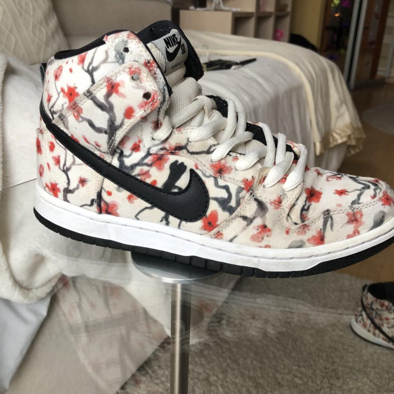 nike dunk high pro sb cherry blossom