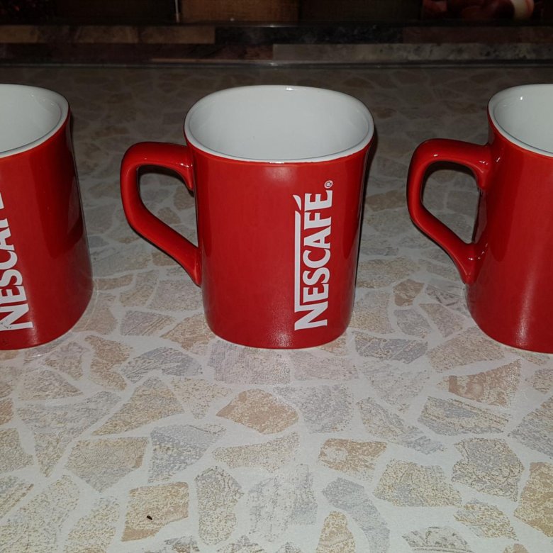 Кружка nescafe. Кружка Нескафе. Кружка от Нескафе. Красная Кружка от Нескафе. Кружка Нескафе мл.