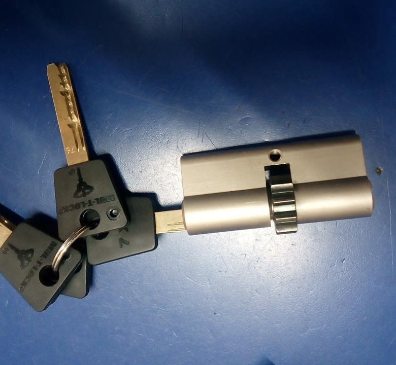 Замена личинки mul t lock гермес. Личинки замка mul-t-Lock. Кулачковый замок mul-t-Lock. Личинка для гаражного замка.