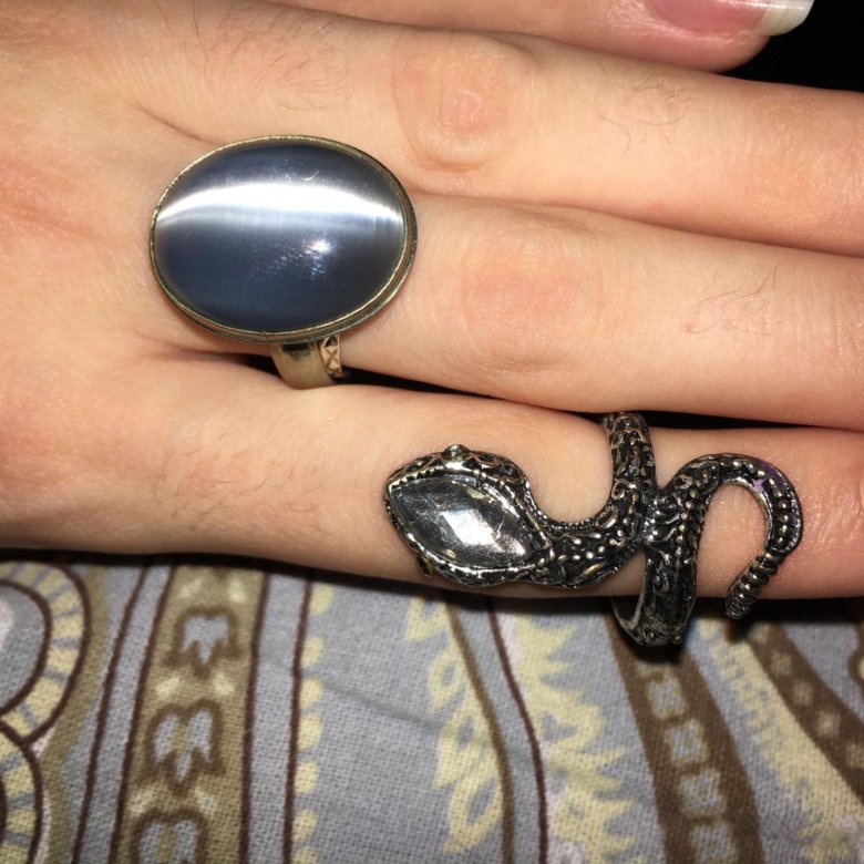 Кольцо с камнем кошачий глаз