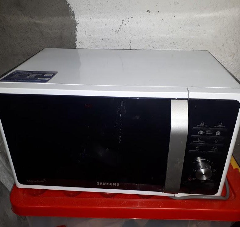 Микроволновая печь с грилем Samsung MG23F301TCW – купить в Москве, цена ...