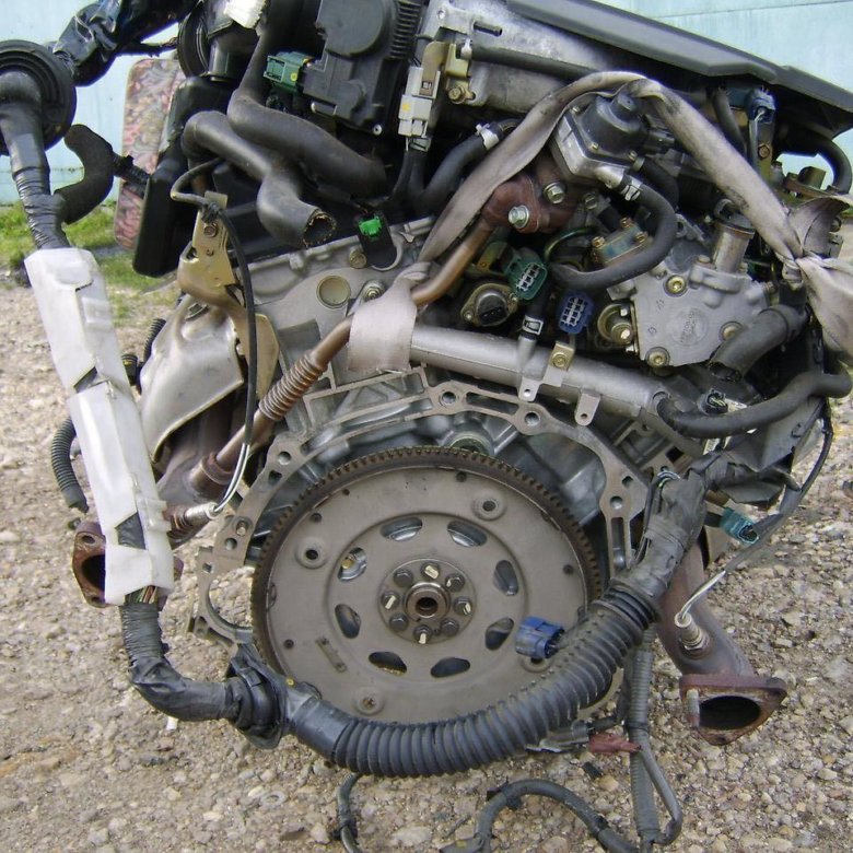 Двигатель двс ниссан цефиро. Vq 25 dd. Ниссан цефиро 2. Vq 25 dd. Nissan cefiro a33 двигатель.