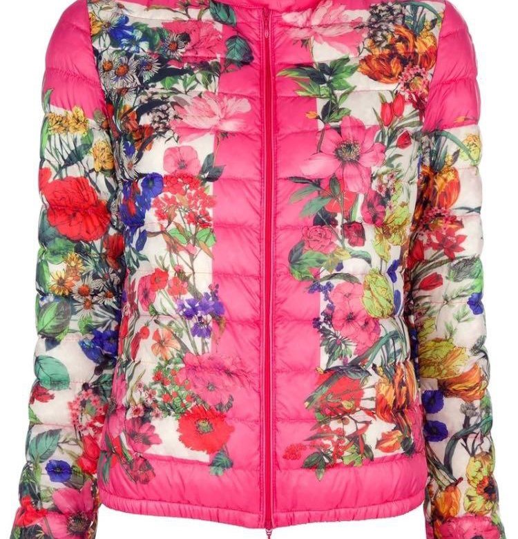 Весенние куртки с цветами