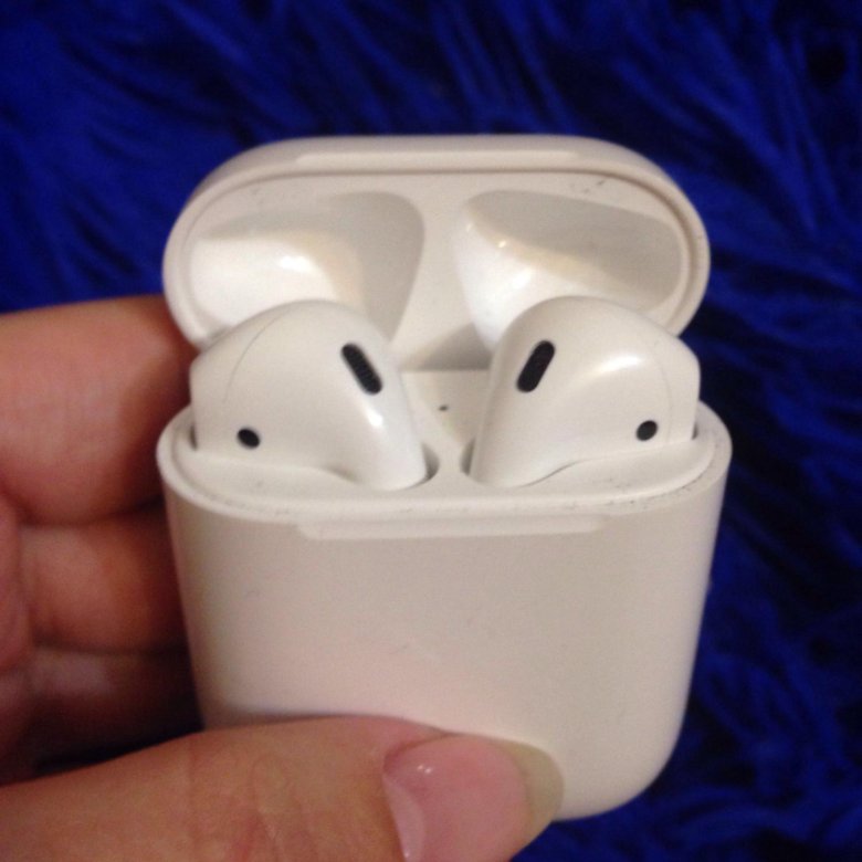 Наушники Apple AirPods – купить в Уфе, цена 9 000 руб., продано 14 ...