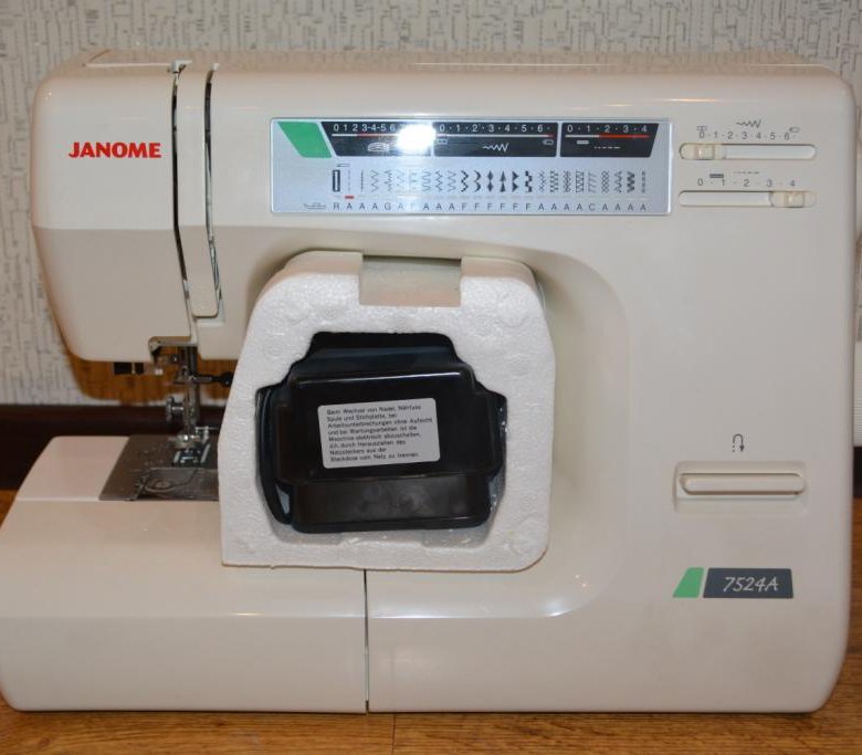 швейная машина janome 7524a (жесткий чехол). Janome 7524a нитевдеватель. джаноме 7524а. джаноме 7524а. Janome 7524е швейная машина.
