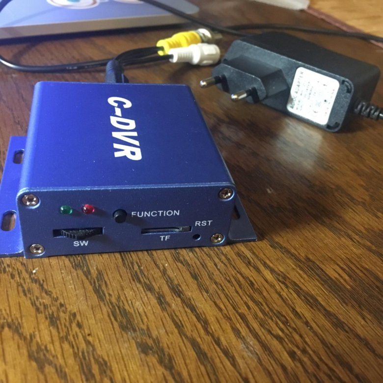 Видеорегистратор c dvr. C-DVR 1-Ch. DVR-v1. SC-DVR Mini DVR видеорегистратор. Одноканальный видеорегистратор DVR-01 С записью