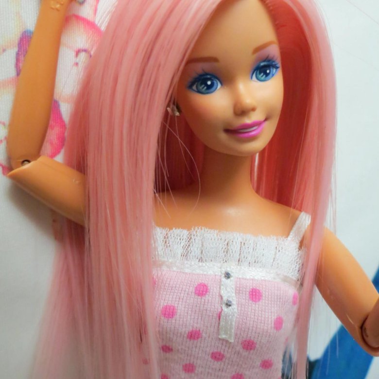 Барби с розовыми волосами. Кукла Барби с розовыми волосами. Кукла с натуральными волосами. Barbie с розовыми волосами. Кукла с цветными волосами.