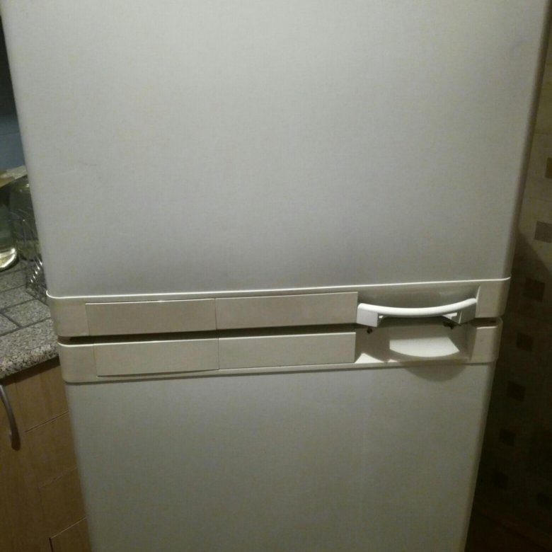 Холодильник бош старые модели. Холодильник bosch kku3302. Холодильник bosch duotronic. Холодильник bosch 2000 года. Старый холодильник bosch.