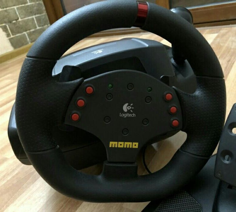 Momo racing. Logitech Momo Racing. Игровой руль Logitech Momo. Руль Logitech 350 MDL. Logitech Vignal Momo Racing.