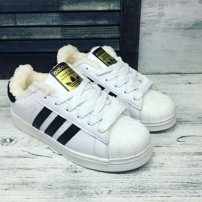 Дутые суперстары. Adidas Superstar зимние. Зимние кроссовки adidas Superstar. Зимние ботинки Superstar adidas. Кеды зимние adidas Superstar.