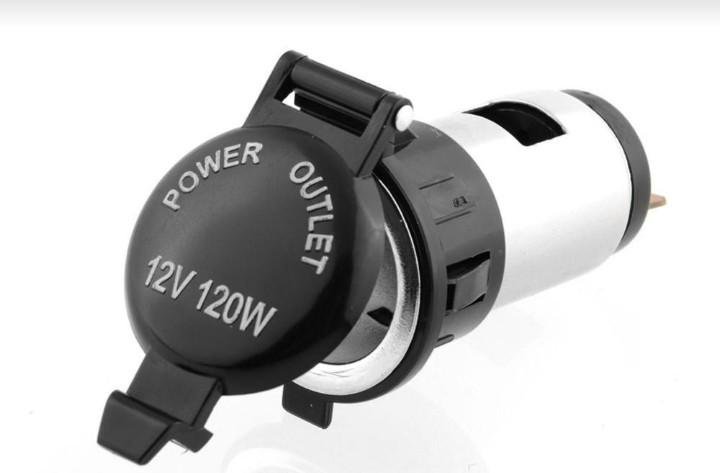 Розетка для автомобильного прикуривателя 12v / 24v. Розетка для мотоцикла. Гнездо прикуривателя в машине. Автомобильная розетка 12 в. Розетка прикуривателя автомобиля 12v.
