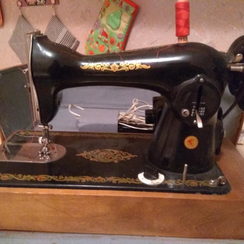 Подольск 2. Швейная машинка подольск кл 2м. Подольск 2. Швейная машинка ручная подольск 2 подольск 2м-1. Швейная машинка подольск 2м 33 с электроприводом.