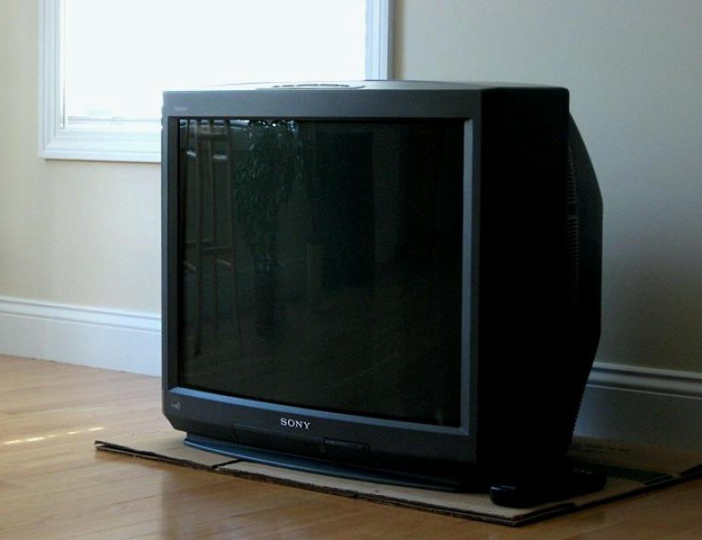 Куплю телевизор старый оскол. Телевизор сони тринитрон 100 Герц. Телевизор сони тринитрон 72. Sony Trinitron 21 дюйм. Телевизор Sony Trinitron ЭЛТ 29 дюймов.