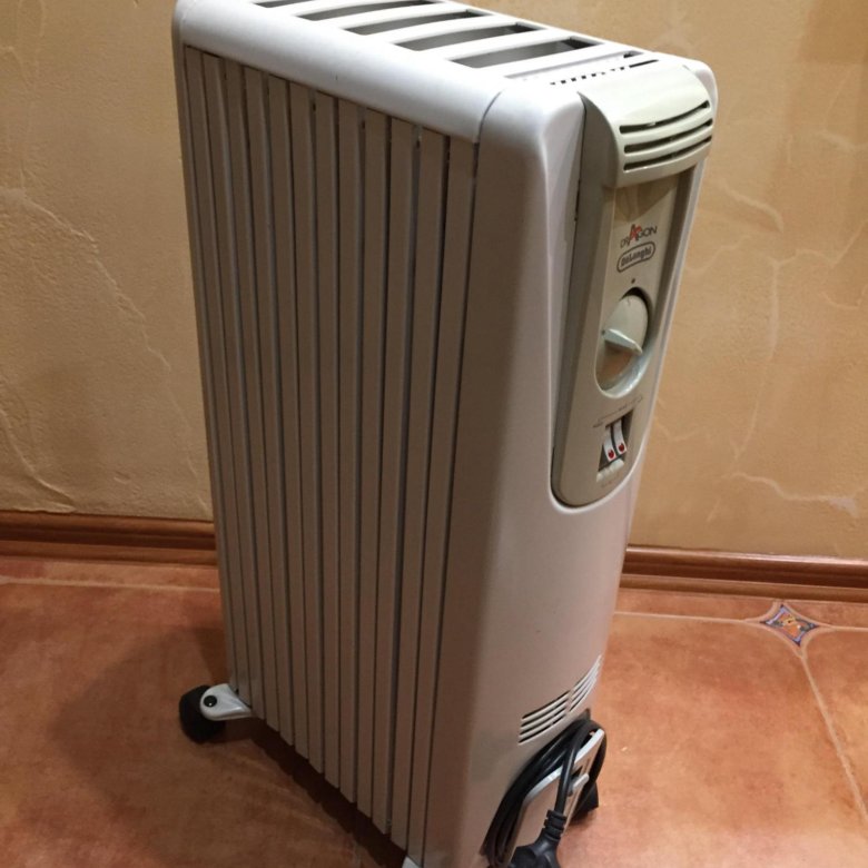 Масляный радиатор ресанта ом-7н. Масляный обогреватель омск. Масляный обогреватель омск. De longi обогреватели 6 сексия. Масляный радиатор ресанта омпт-5н.