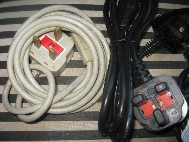Кабель для электрокотла. Советский электрический шнур. Силовой кабель с американской вилкой. Провод для электроодеяла. Электрический шнур для фена.