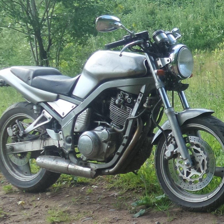 Yamaha SRX 400