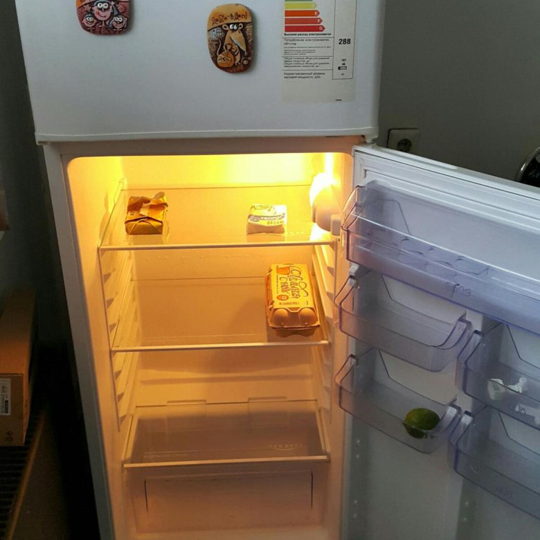 Холодильники внутри фото