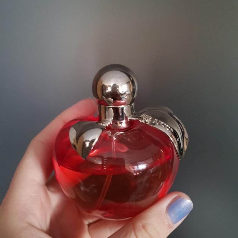 Красный флакон. Nina Ricci Nina Eau de Toilette. Духи красное яблоко.