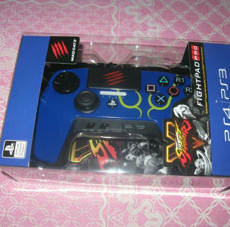 Sega psp. MADCATZ FIGHTPAD.