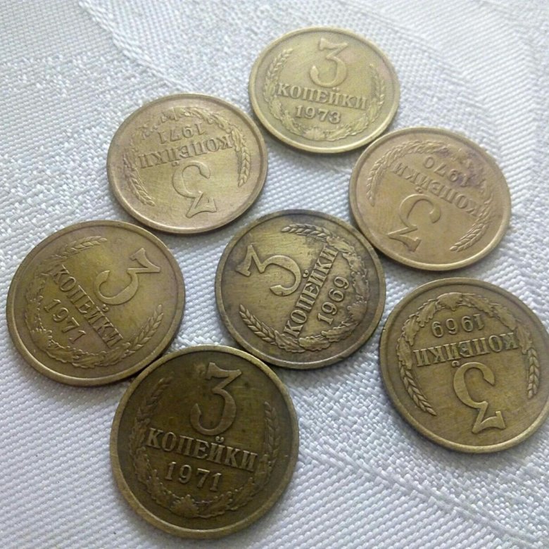 1 гривна стоит 3 рубля 70 копеек. 70 Копеек. Деньги для кукол монеты.