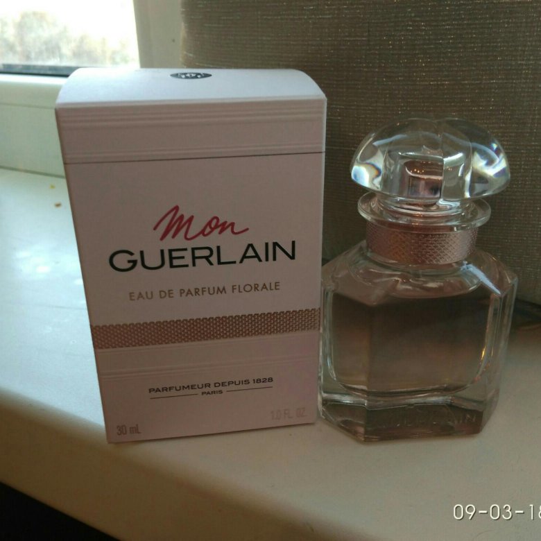 Мон герлен туалетную. Туалетная вода mon Guerlain 30 мл. Guerlain mon Guerlain туалетная вода 30 мл. Туалетная вода mon Guerlain 30 мл цена. Духи Мон герлен почему без оттискамфирмы на стекле.