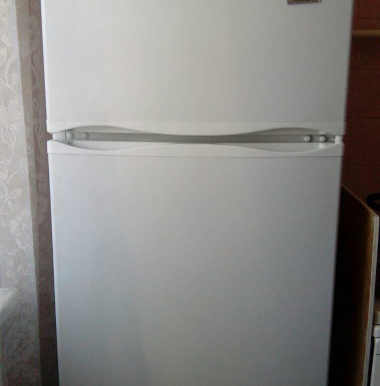 Холодильник атлант бу фото. Холодильник атлант двухкамерный 2003. Холодильник атлант 167 см. Холодильник атлант двухкамерный 1995. Холодильник минск атлант 202с.