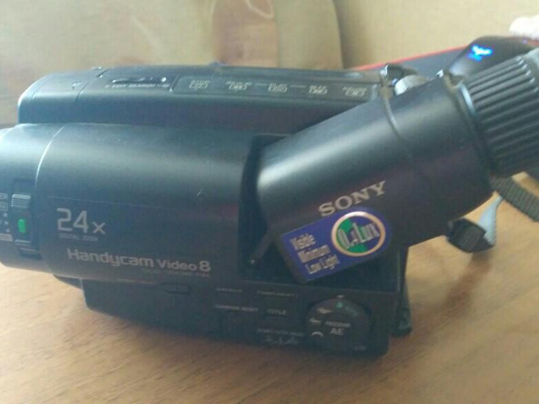 Камера sony handycam. Sony ccd tr402e. Ccd tr424e. Видеокамера sony ccd-tr3400e. Ccd tr424e.