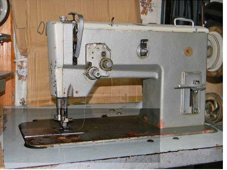 Промышленная швейная с шагающей лапкой. Минерва 124. Pfaff 1862. Минерва шагающая швейная машинка. Промышленная швейная машина с шагающей лапкой veritas.