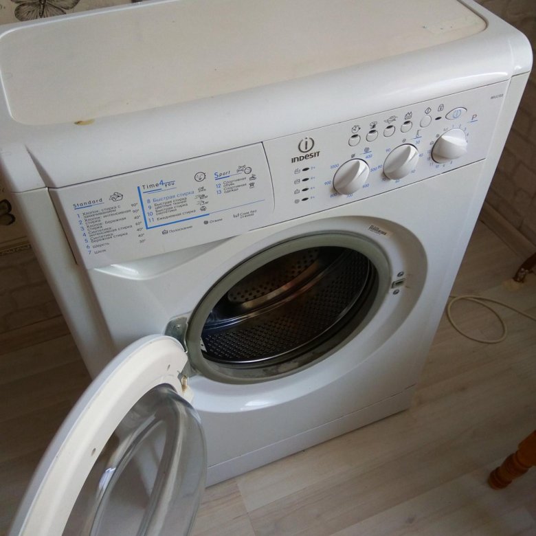 Машинка индезит wiul 103. Стиральная машина индезит 103. Wiul 103 csi. Wiul 103 стиральная машина. Стиральной машины индезит 103 wiul.