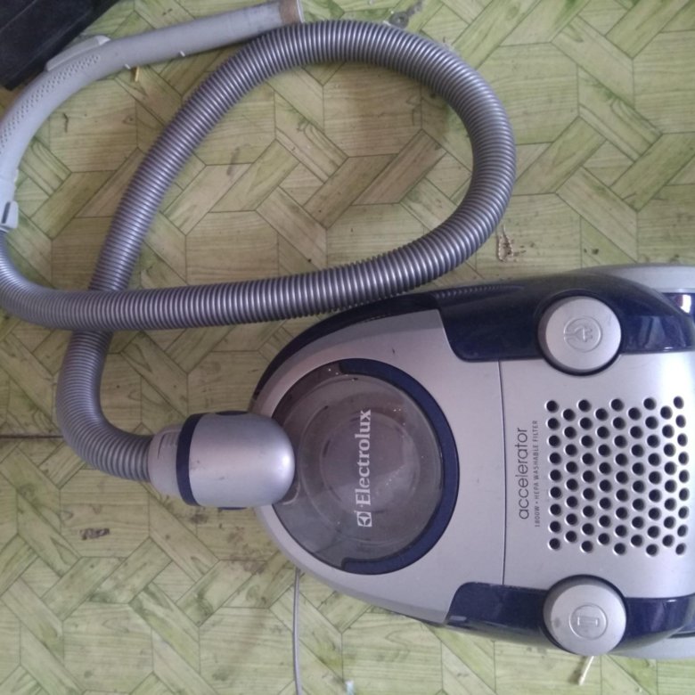 Авито пылесосы электролюкс. Пылесос электролюкс с контейнером для сбора пыли. Электролюкс ztf 7616. Пылесос electrolux zb 2951. Пылесос электролюкс 1800w с мешком.