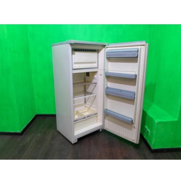 Где купить холодильник б у. Холодильник б/у. Бэушный холодильник. Холодильники до 1000 рублей. Холодильники бытовые на Юле.