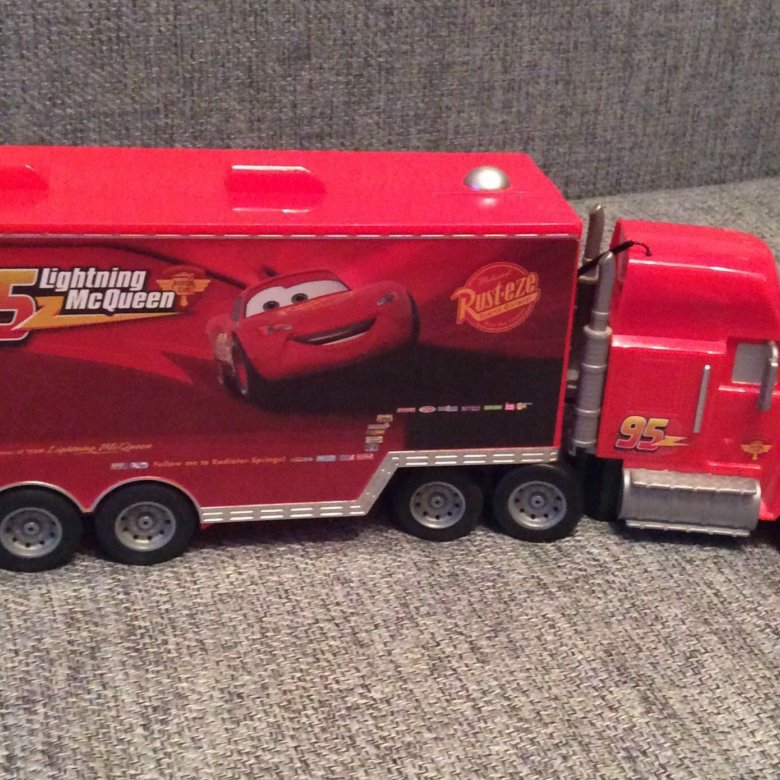 Мак бай игрушки. Машинка фуры Toys truckarkark. Тачки Мак 95 макуувина. Грузовик Мак игрушка. Грузовик Мак из тачек игрушка.