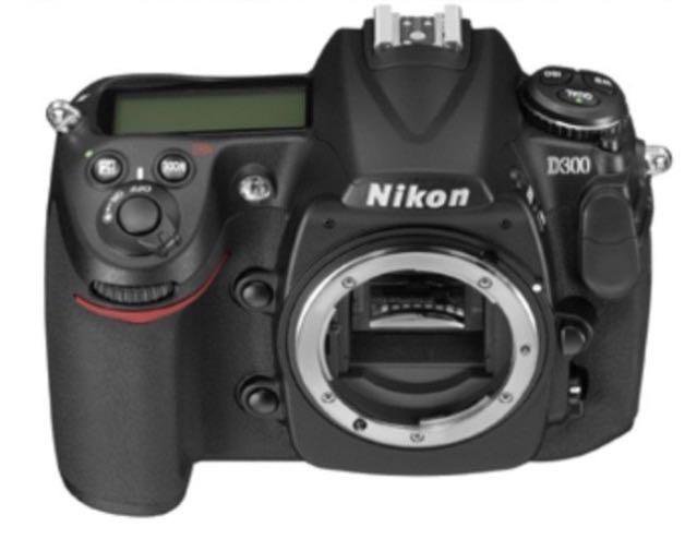 Nikon d 2.8 80 200mm