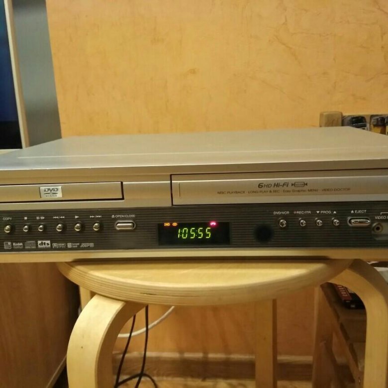 Lg dc90v3v6w белый. Видеомагнитофон LG DC 368. LG dc367. LG VHS Hi-Fi. LG dc677x.