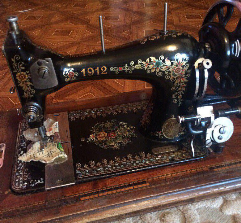 Швейная машинка зингер отзывы. Швейная машинка (Zinger super 2001). Машинка Зингер 1912. Машинка Зингер 2 швейная. Зингер 1889.