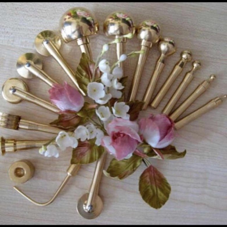 Бульки изготовление булек. Бульки для цветов. Бульки для искусственных цветов. Бульки для изготовления цветов. Инструменты для цветоделия.