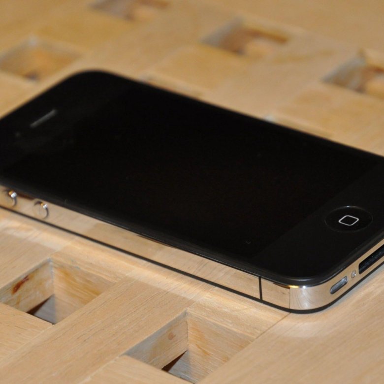 Iphone 4 новый. Iphone 4s. Iphone 4 черный. Айфон 4 32 ГБ.