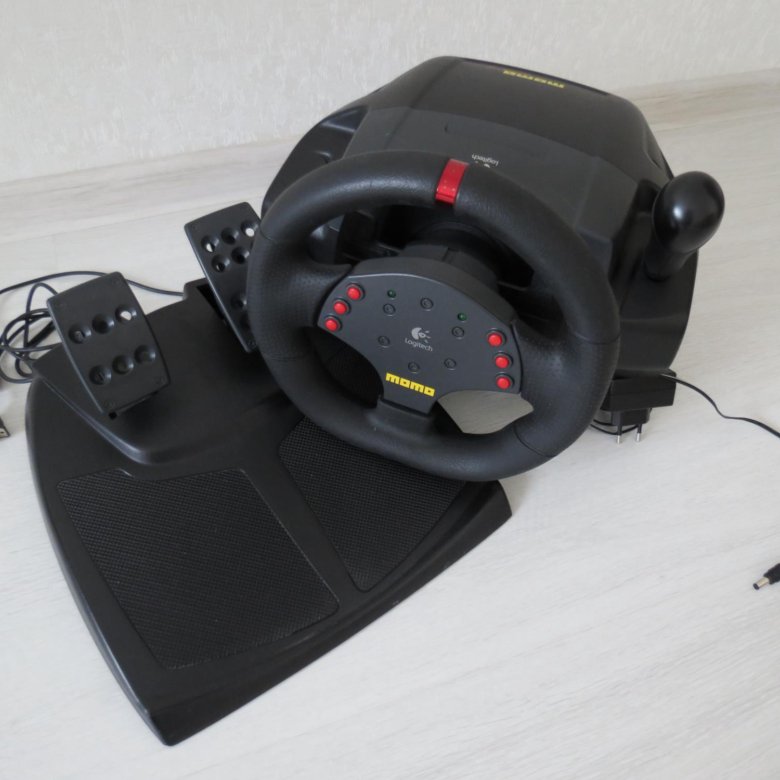 Logitech momo программа. Logitech momo racing force блок питания. заглушка кпп logitech momo racing. педали logitech momo racing в разборе. momo racing driver.