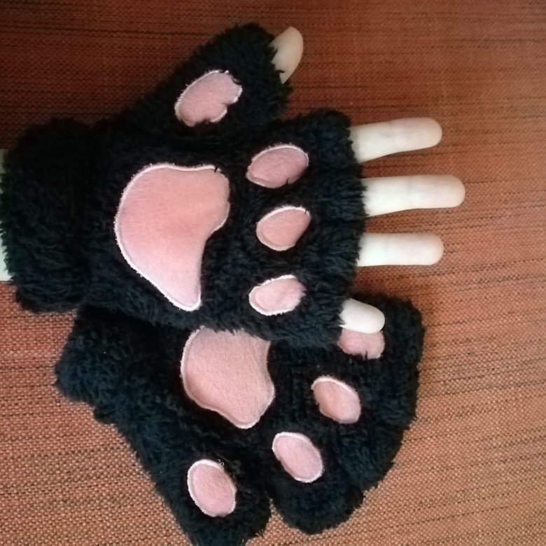 Перчатки лапка без пальцев. Перчатки лапы. Перчатки лапы кошки. Перчатки кошачьи лапки. Вязаные перчатки лапки.