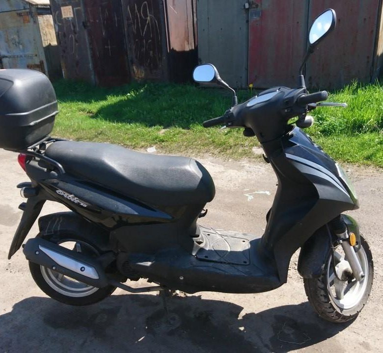 Скутер сум орбит. SYM Orbit 50. Скутер SYM Orbit 150. Мопед SYM Orbit 3. Облицовка руля SYM Orbit 50.