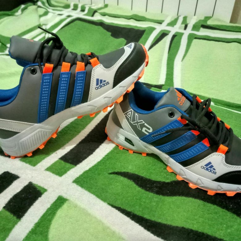 Adidas новые кроссовки