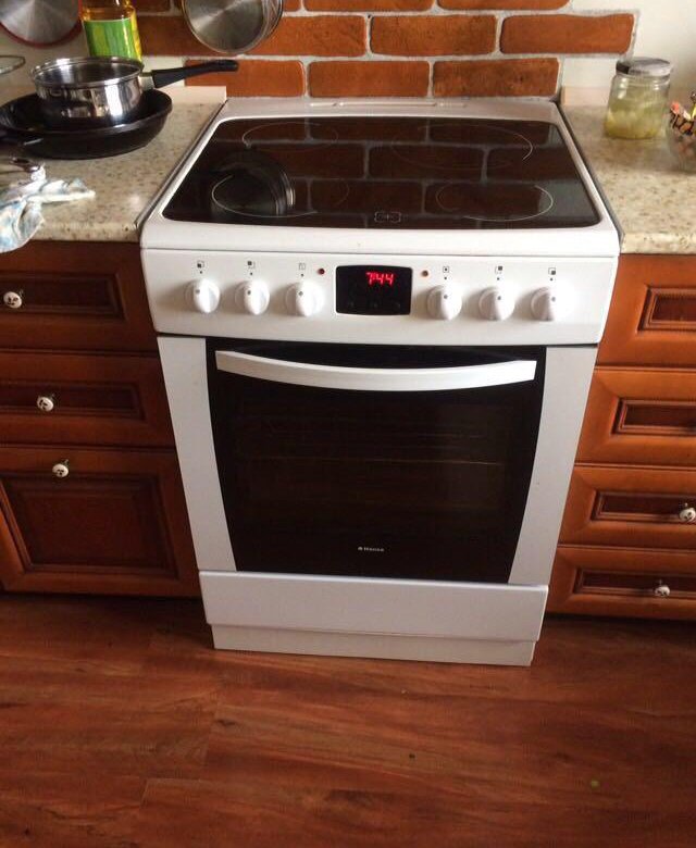 Печь hansa. Hansa fcci 616432. Печь ханса стеклокерамика fccx57036030. Печь hansa. Плита hansa fcmw53000 белый.