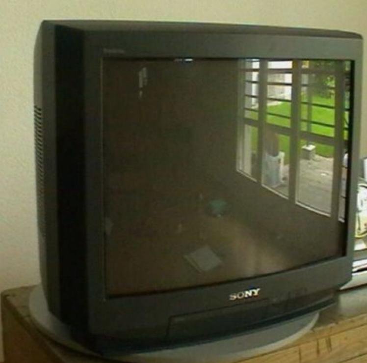 Авито в новгород телевизоры. Sony Trinitron 2000. Sony Trinitron kv28. Телевизор Sony тринитрон 1996 года. Sony Trinitron телевизор 1998.