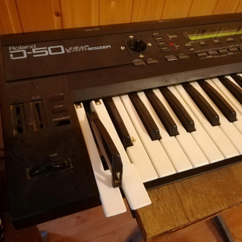 Roland d50