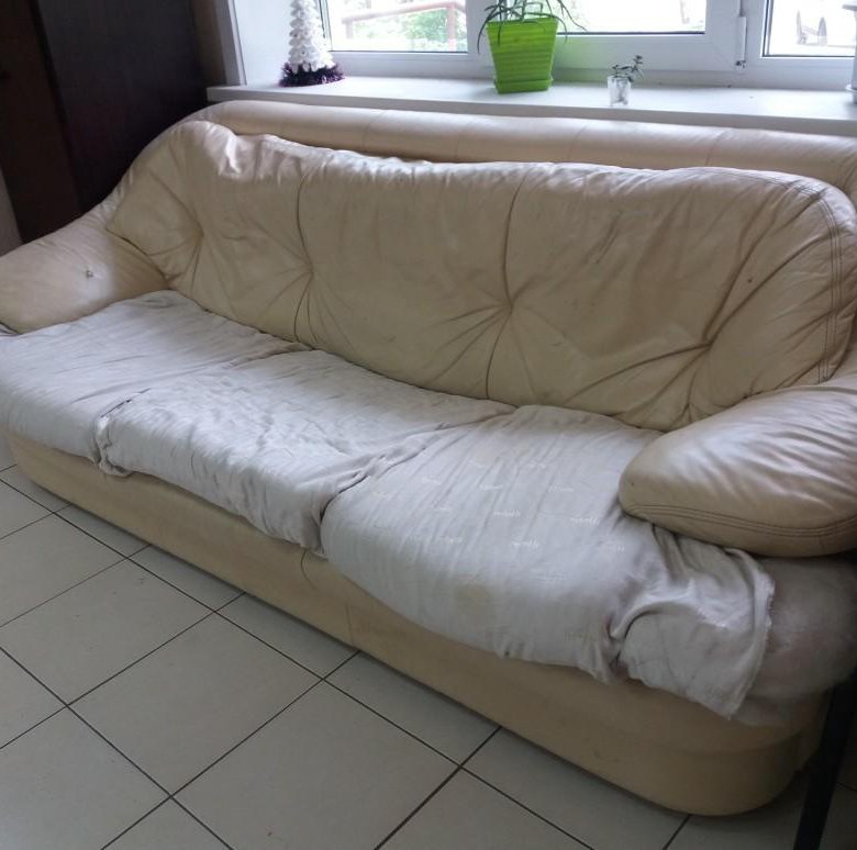Отдам даром калининград. Халява калининградмкбель. Диван порту в интерьере. Отдам даром калининград. Диван кровать калининград.