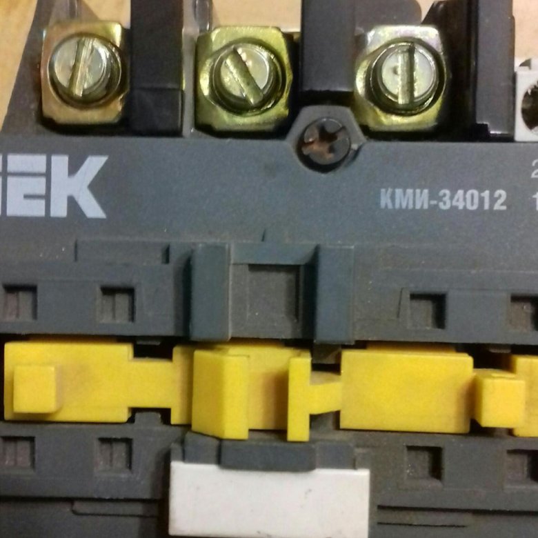Контактор кми – 34012, 220 в, 40 а,50гц. Кми-34012 40а 230в/ас3 1но;1нз iek. Контактор иэк кми 34012. Кми-34012 40а 230в/ас3 1но;1нз iek. Iek кми 34012 40а.