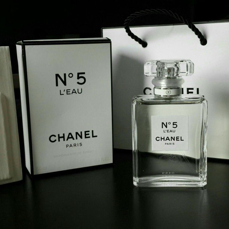 Духи шанель 5 в летуаль. Chanel n 5 l'Eau. Шанель номер 5 leau. Шанель 5 духи l'Eau оригинал. Шанель номер 5 фото.